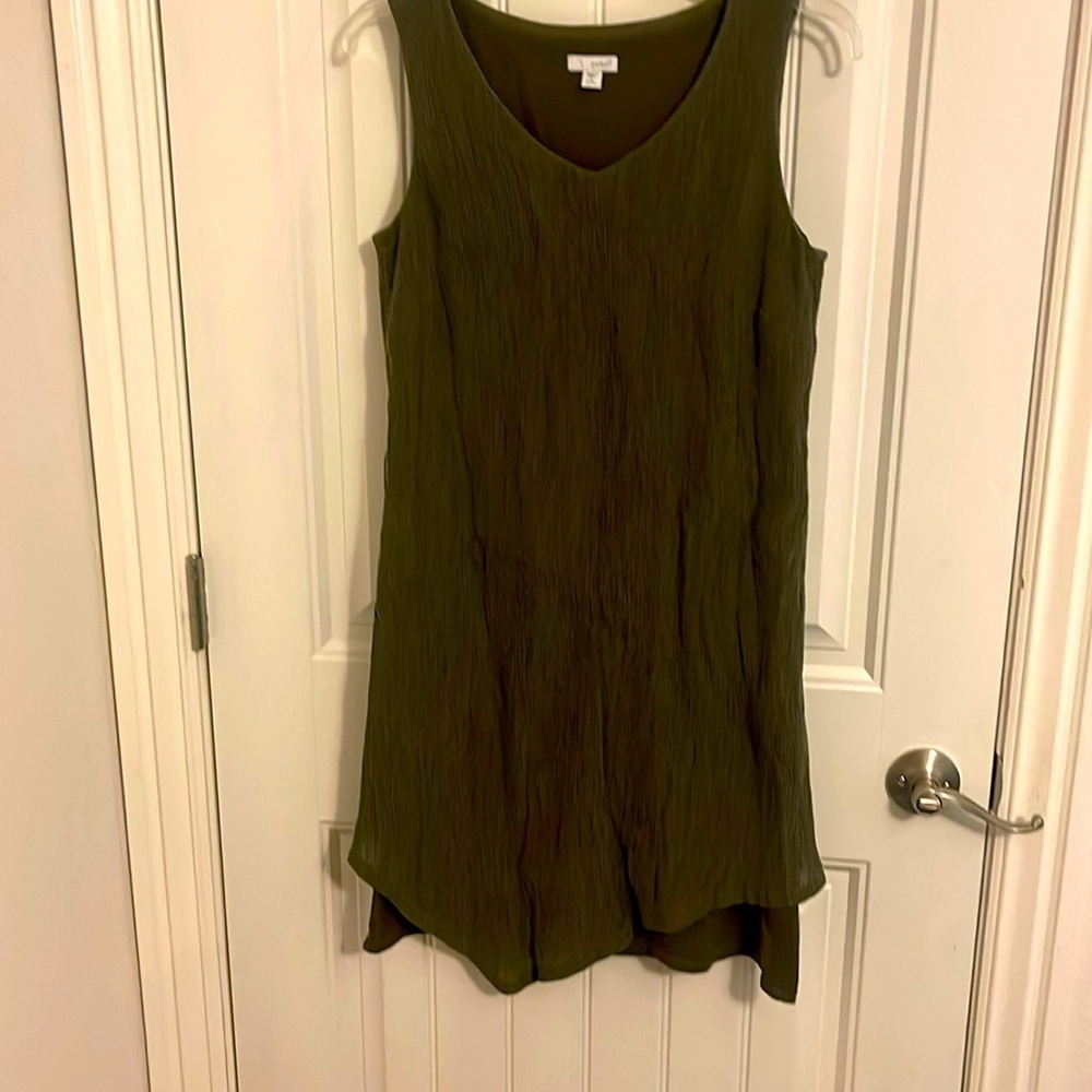 JJill v-neck sleeveless women’s S/P dress. Soft 83%‎ Tencel material dark green.